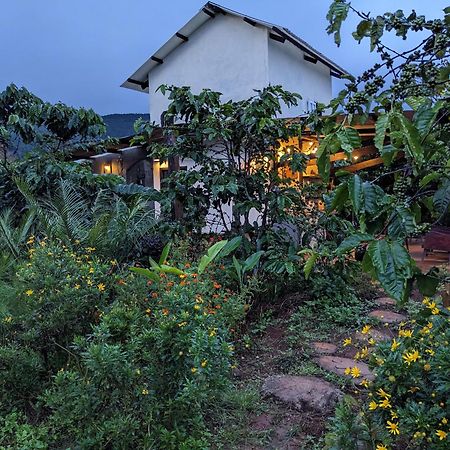 Ivy Coffee Farm - Garden House Apartamento Duc Trong Exterior foto